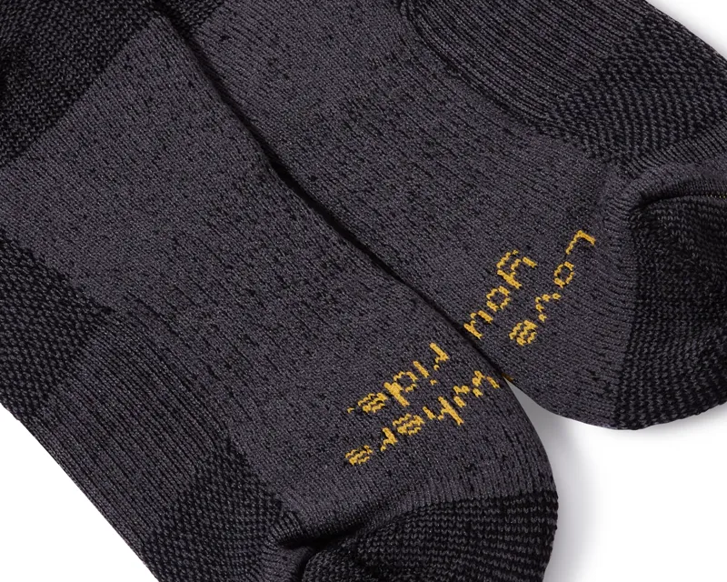 QUOC Extra Fine Merino Tech Wool Socks : Charcoal-2
